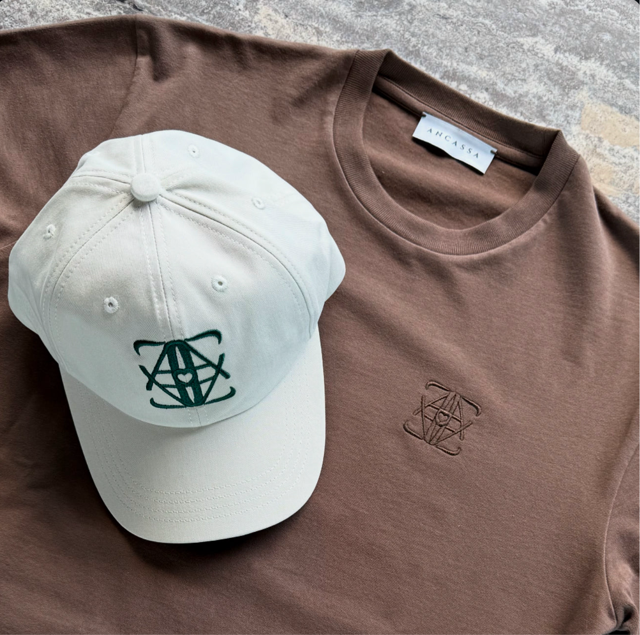 T-shirt monogramme manches courtes – Marron